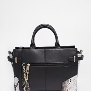 image1xxl-42.jpg Winged Handheld Bag With Chain Zip